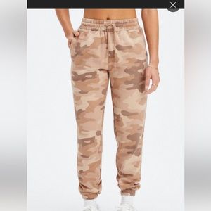 Fabletics brown camo sweatpants size xxs